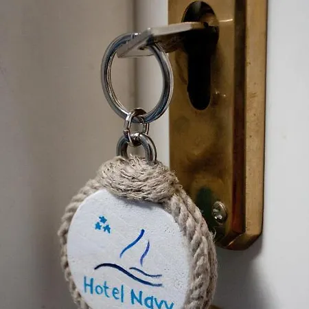 Navy 3*
