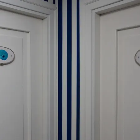 Navy Hotel Livourne